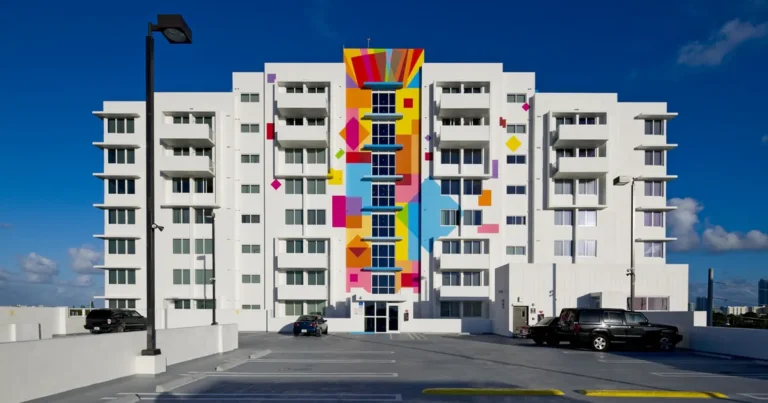 2012 Vista Mar Apartments - Leed for New Construction Silver (US Green Building Council)